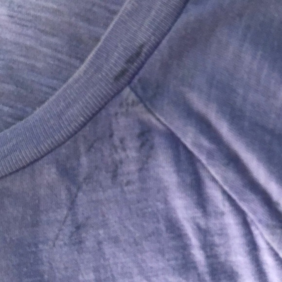 🌺Pink long sleeve tee🌺 - Picture 3 of 4